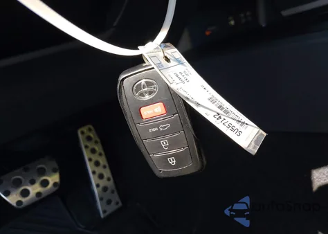 2025 Toyota Camry Se z USA, uszkodzony, nr VIN 4T1DAACK7SU557142